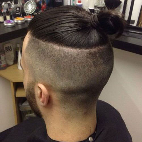 coafuri-bărbătești-păr-lung-top-knot-2018