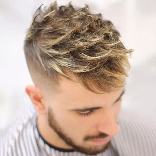 tunsori-barbati-2022-Blonde Messy Quiff Fade with Beard