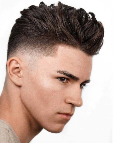 Tunsoare Skin Fade-Precise Faux Hawk
