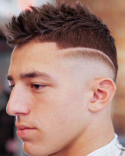 Tunsoare Skin Fade-Sharp Skin Fade Faux Hawk