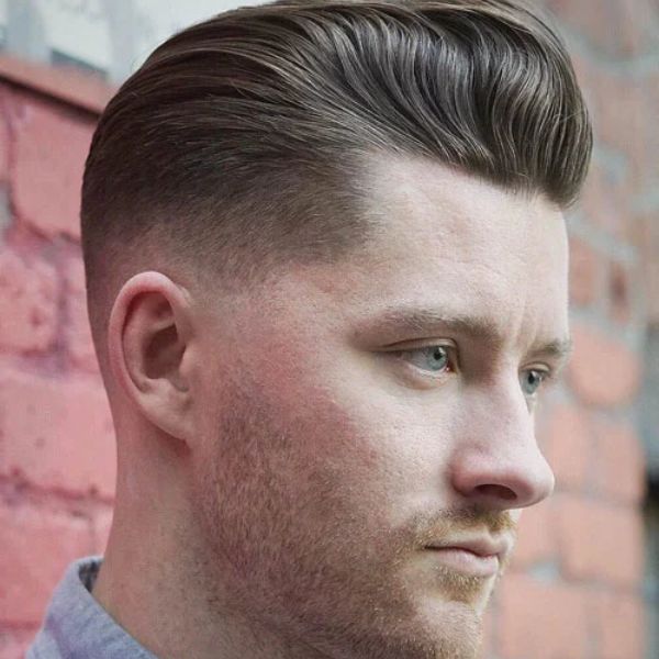 tunsori barbati pierdut-tunsoare pompadour fade