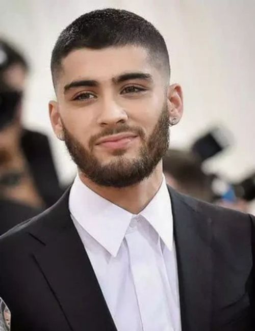 tunsori barbati in functie de forma fetei- fata ovala 03