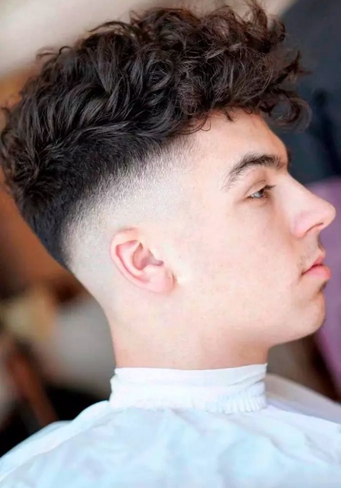 tunsoare mid fade -Curly Bang