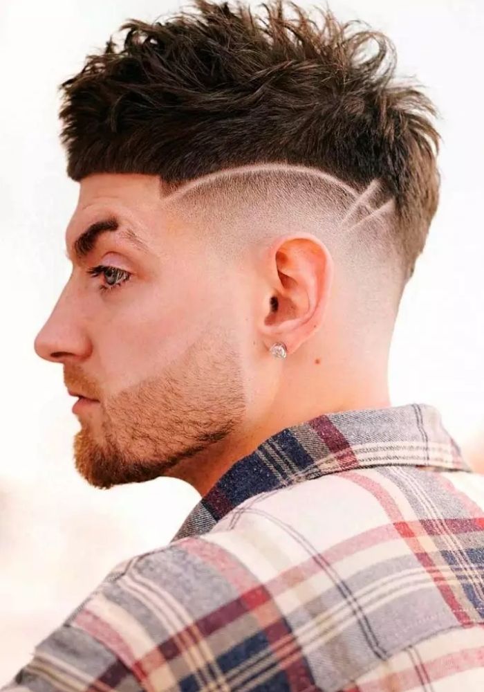 tunsoare mid fade-Spiked Textured Top With Design